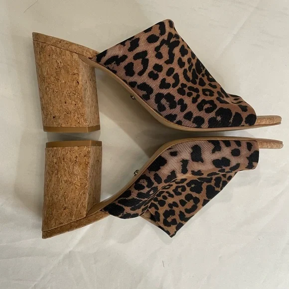 GIANNI BINI chunky heel shoes cheetah print Women’s Size 9.5M - Picture 6 of 8